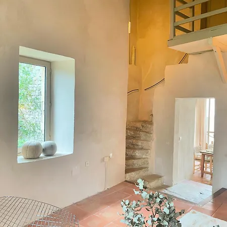 Maison De Charme En Provence Сasa de vacaciones Aubussargues