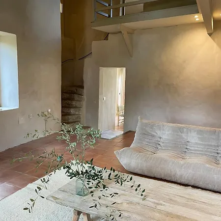 Maison De Charme En Provence Сasa de vacaciones *