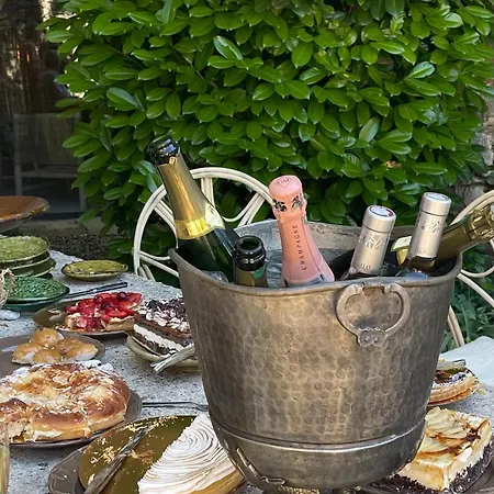Maison De Charme En Provence Сasa de vacaciones *